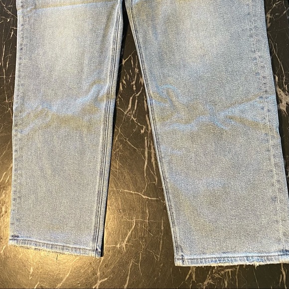 NWT American eagle mom jeans - Picture 5 of 5